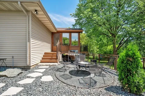 3653 Grenadier Trail N Oakdale MN 55128