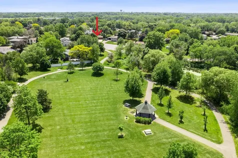 3653 Grenadier Trail N Oakdale MN 55128