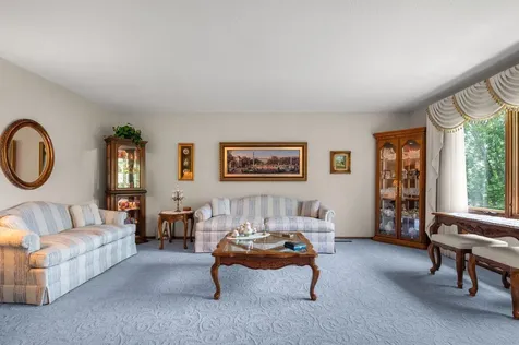 3653 Grenadier Trail N Oakdale MN 55128
