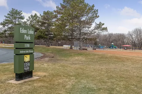 8823 Basswood Road Eden Prairie MN 55344