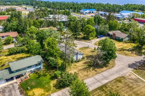 102 Robertson Drive NW Bemidji MN 56601