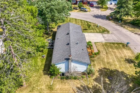 102 Robertson Drive NW Bemidji MN 56601