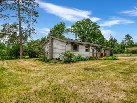 102 Robertson Drive NW Bemidji MN 56601