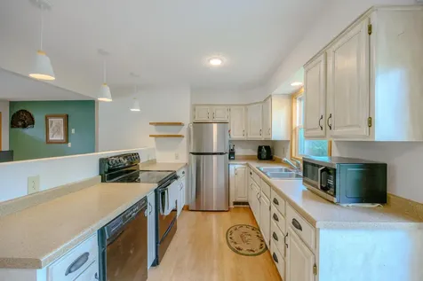 102 Robertson Drive NW Bemidji MN 56601