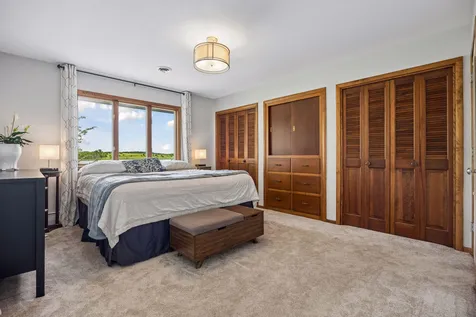 2500 Auburn Drive Victoria MN 55386