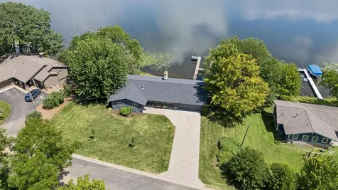 2500 Auburn Drive Victoria MN 55386