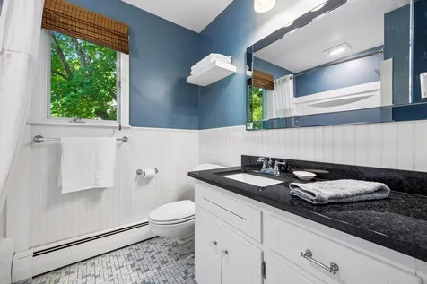 2500 Auburn Drive Victoria MN 55386