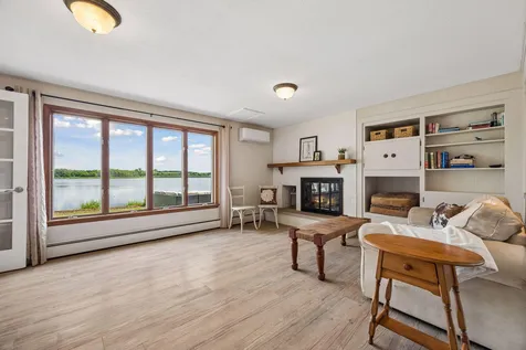 2500 Auburn Drive Victoria MN 55386
