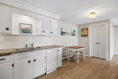 2500 Auburn Drive Victoria MN 55386