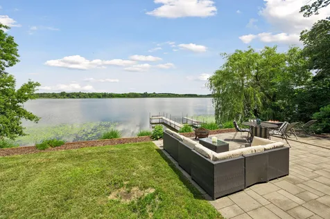 2500 Auburn Drive Victoria MN 55386
