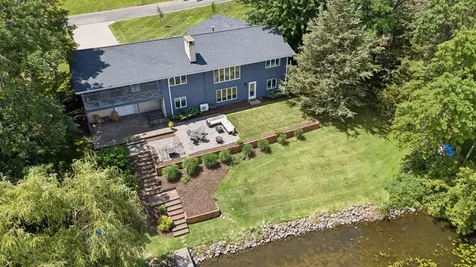 2500 Auburn Drive Victoria MN 55386