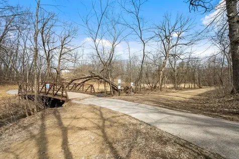17125 Stodola Minnetonka MN 55345