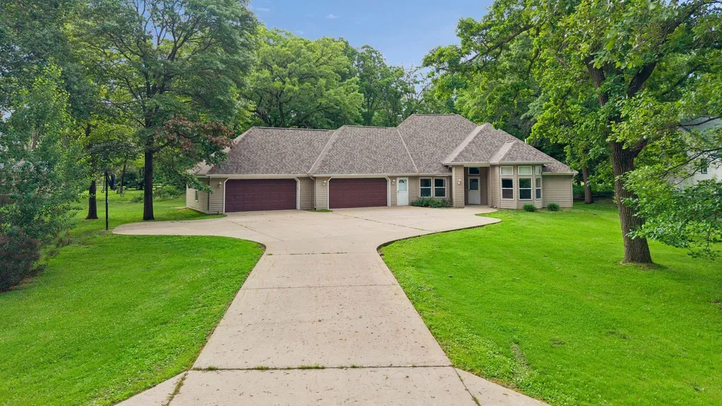 13464 Thomas Drive Little Falls MN 56345