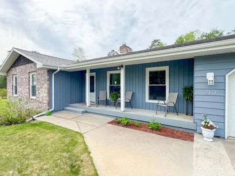 210 Kenwood Circle NE Bemidji MN 56601