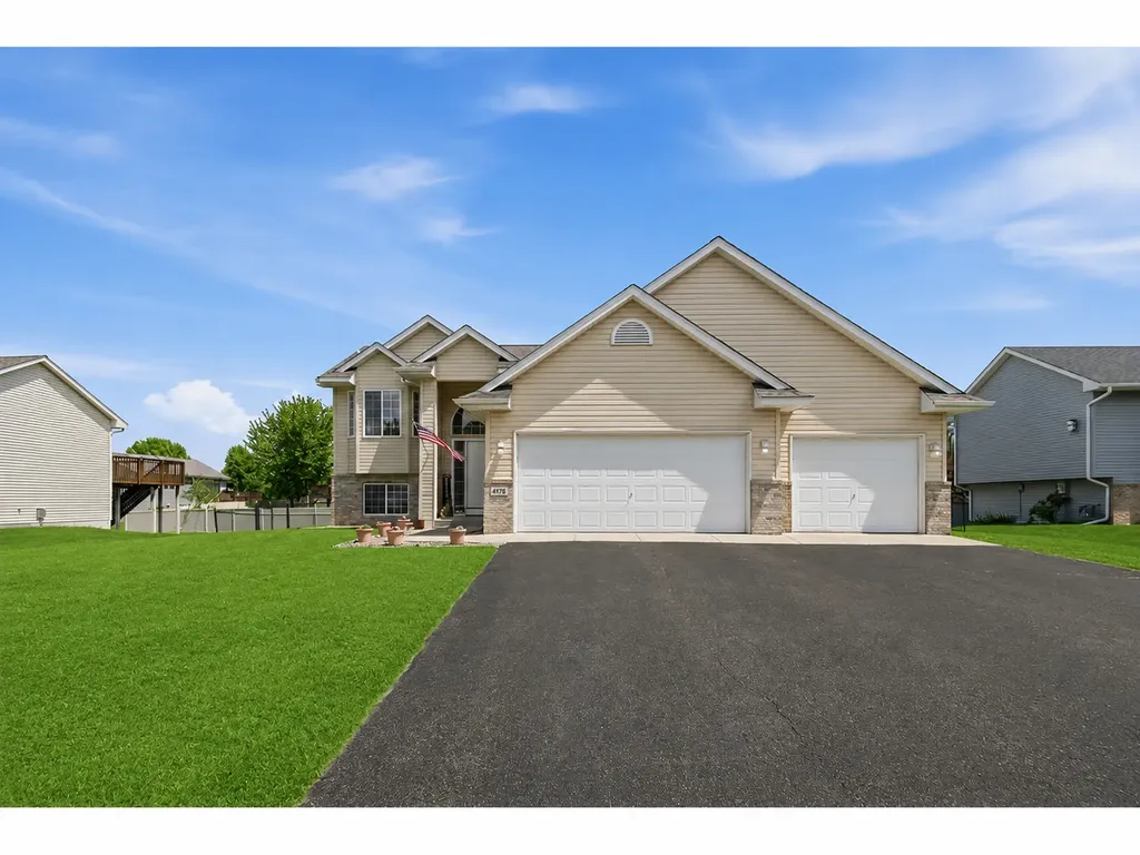 4178 NE Jannings Avenue NE Saint Michael MN 55376