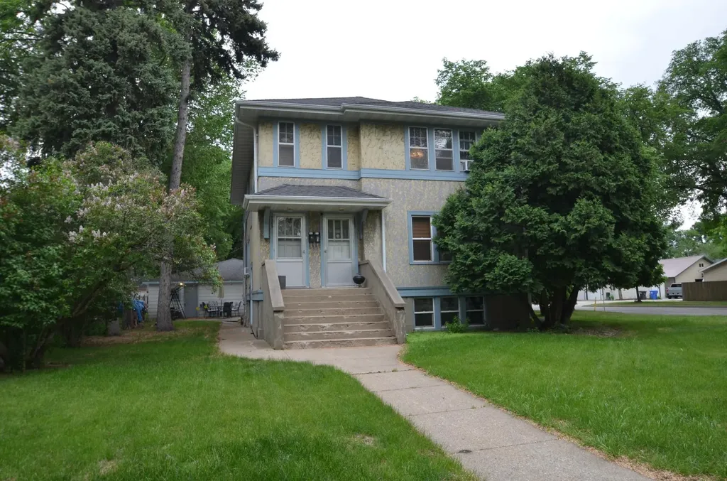 1205 4th Street N Fargo ND 58102