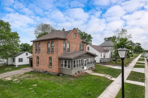403 Pine Street S Sauk Centre MN 56378