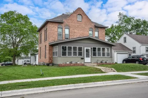 403 Pine Street S Sauk Centre MN 56378