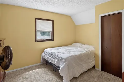 6429 Maple Street North Branch MN 55056