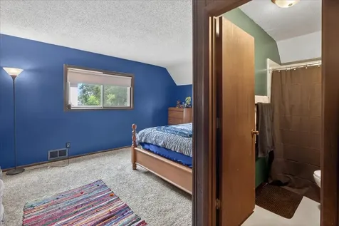 6429 Maple Street North Branch MN 55056