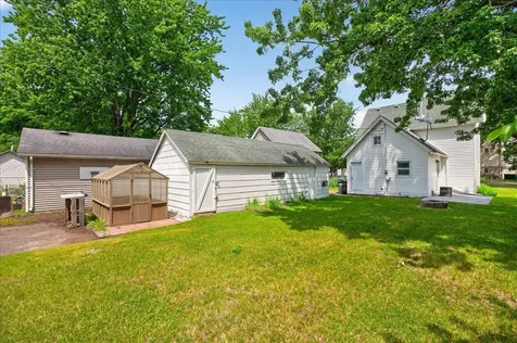 6429 Maple Street North Branch MN 55056