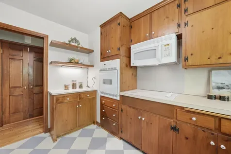 6930 Foxglove Circle Excelsior MN 55331