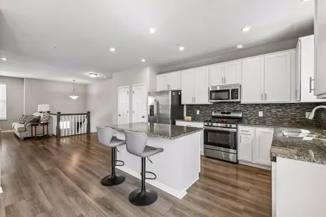 7686 Anthony Path Victoria MN 55386