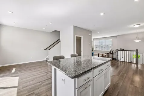 7686 Anthony Path Victoria MN 55386