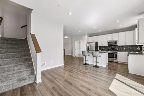7686 Anthony Path Victoria MN 55386