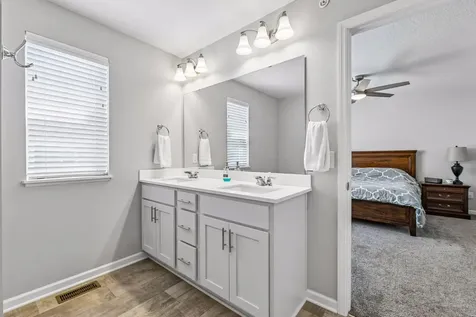 7686 Anthony Path Victoria MN 55386