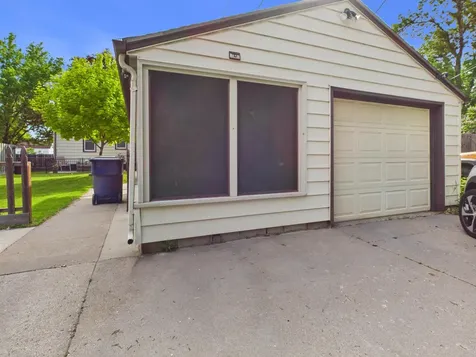 421 Raymond Avenue NE Saint Cloud MN 56304