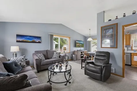 212 13th Avenue NE Buffalo MN 55313