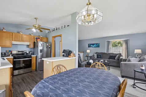 212 13th Avenue NE Buffalo MN 55313