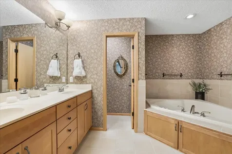 15595 Cherry Path Rosemount MN 55068