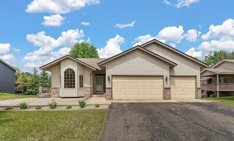 1743 146th Avenue NW Andover MN 55304
