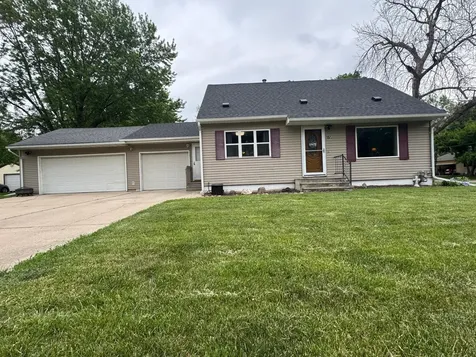 955 S 3rd Avenue Albert Lea MN 56007