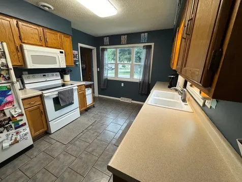 955 S 3rd Avenue Albert Lea MN 56007