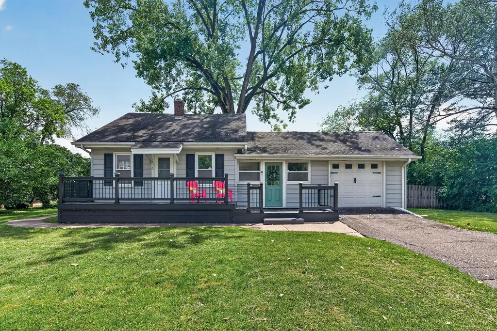1406 Division Street Hopkins MN 55343