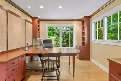 6201 Scotia Drive Edina MN 55439