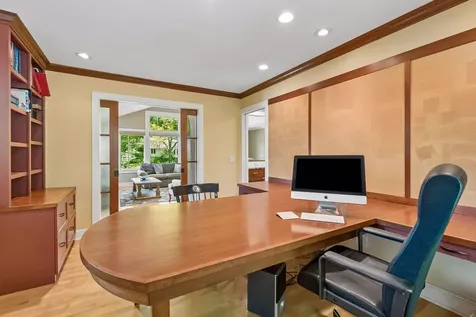 6201 Scotia Drive Edina MN 55439