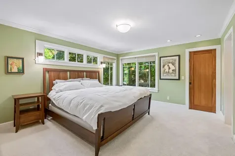 6201 Scotia Drive Edina MN 55439