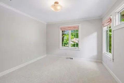 6201 Scotia Drive Edina MN 55439