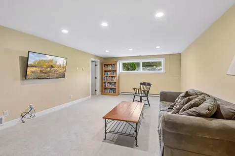 6201 Scotia Drive Edina MN 55439