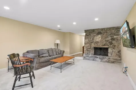 6201 Scotia Drive Edina MN 55439