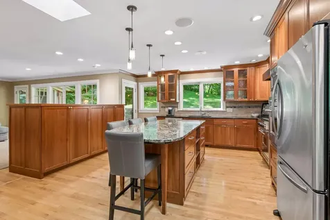 6201 Scotia Drive Edina MN 55439