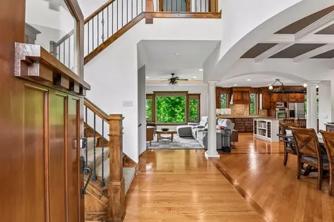 8455 Duck Trail Victoria MN 55386