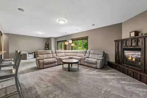 8455 Duck Trail Victoria MN 55386