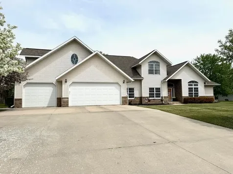 901 6th Street SW Roseau MN 56751