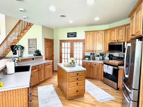 901 6th Street SW Roseau MN 56751
