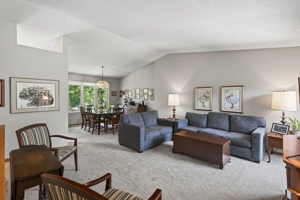 3706 Westmark Circle Minnetonka MN 55345